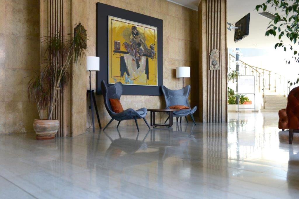 ורסאק Hotel Srbija מראה חיצוני תמונה